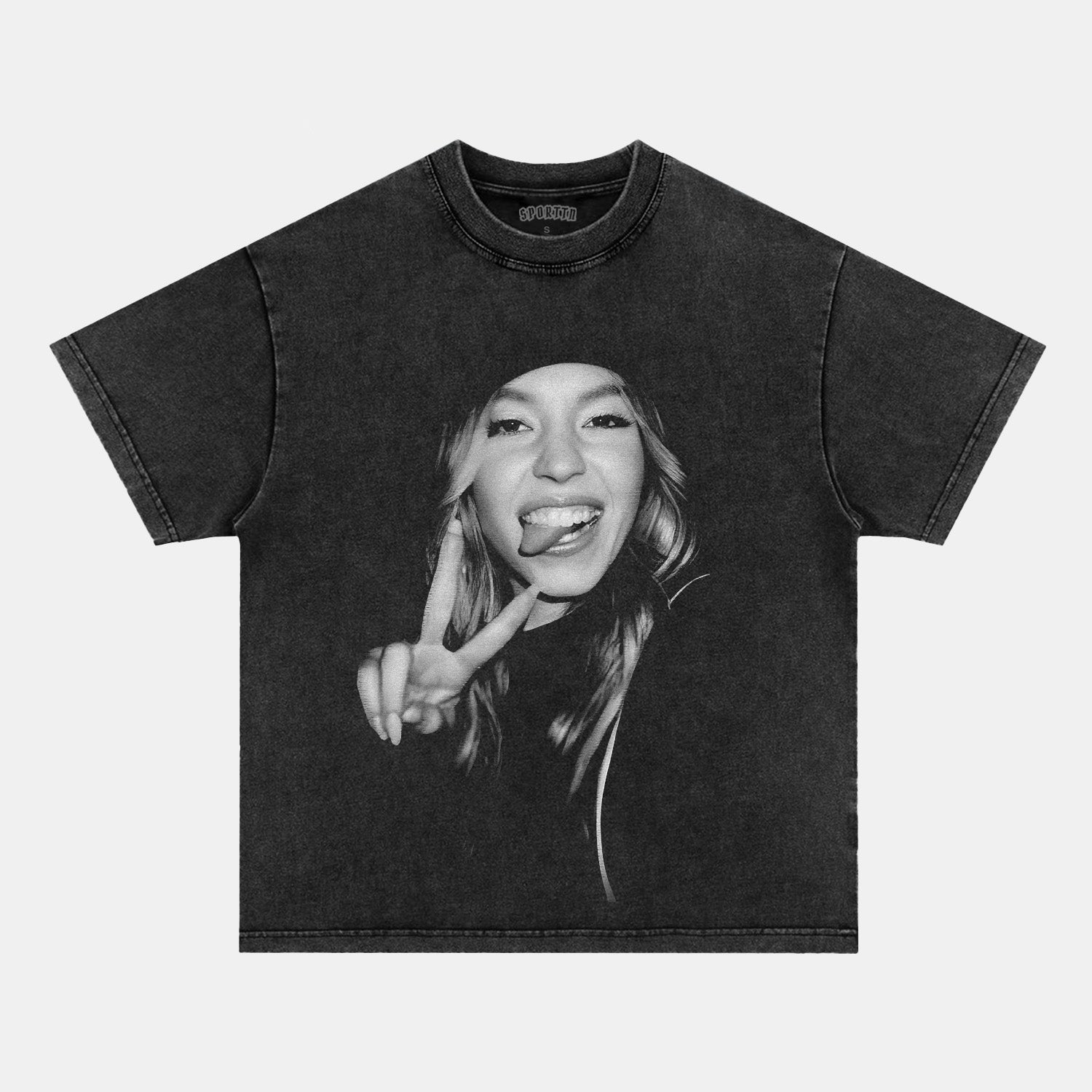 SYDNEY SWEENEY TEE