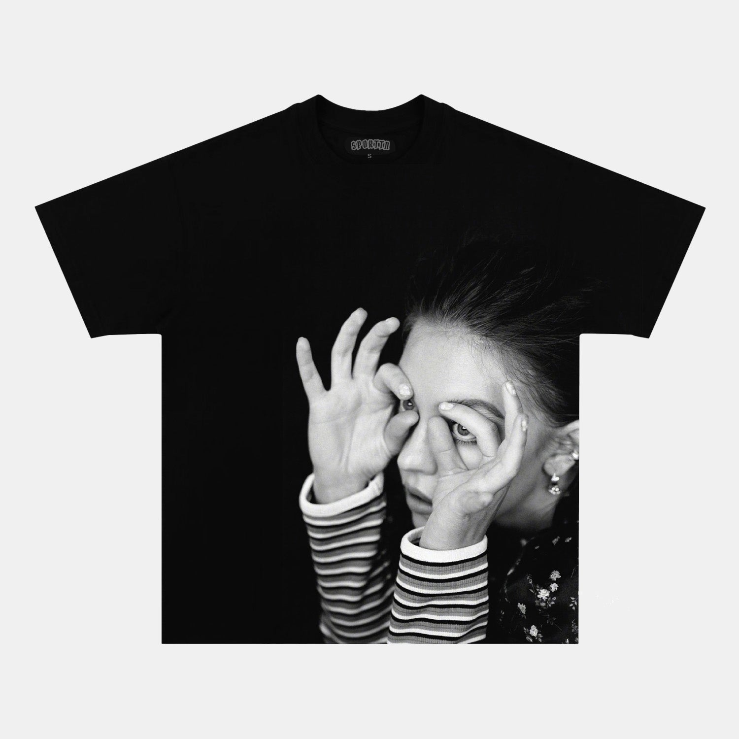 SYDNEY SWEENEY NEW TEE